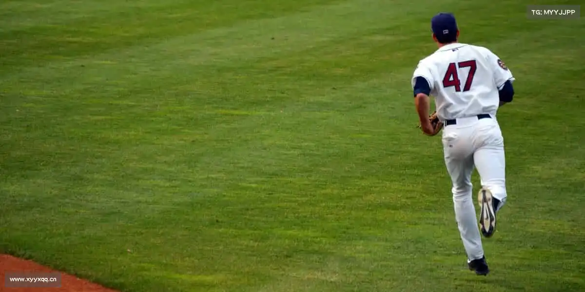 b体育官网⚽️用热爱点燃赛场，用汗水浇灌梦想！